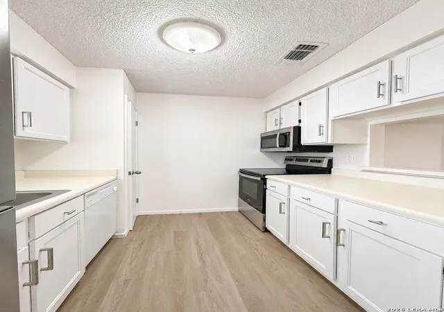 Photo 3 of Condo for sale at 13018 Heimer Rd #609, San Antonio, TX 78216 | MLS# 2012034 | Listing updated on 2026-09-12