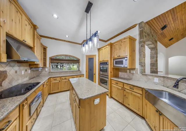 Photo 4 of Single family home for sale at 149 Legacy Trce, La Vernia, TX 78121 | MLS# 2012912 | Listing updated on 2026-09-25