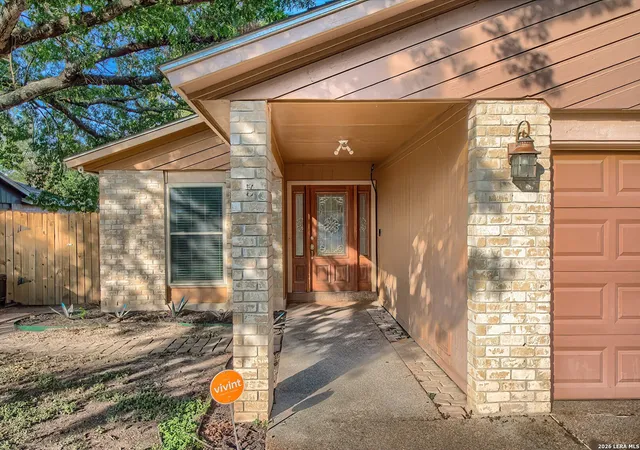 Photo 3 of Single family home for sale at 4334 Hollow Hl Dr, San Antonio, TX 78217 | MLS# 2012979 | Listing updated on 2026-09-23