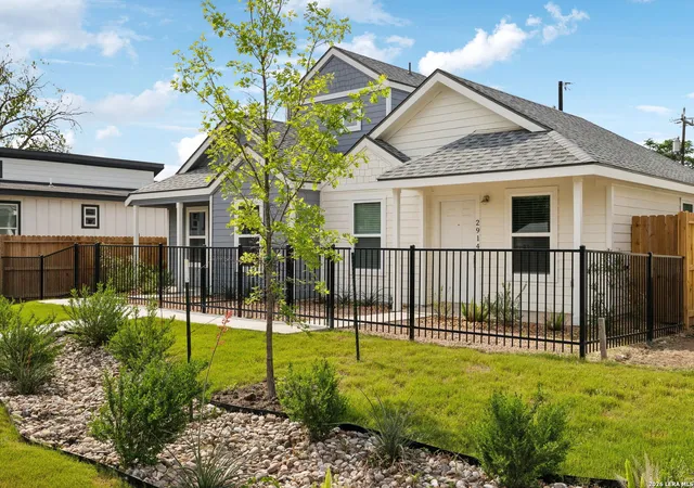 Photo 1 of Single family home for sale at 2912 Martin Luther King, San Antonio, TX 78220 | MLS# 2013032 | Listing updated on 2026-09-12
