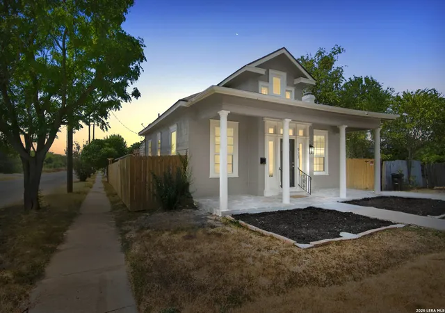 Single family home for sale at 923 Saint Anthony Ave, San Antonio, TX 78210 | MLS# 2013047
