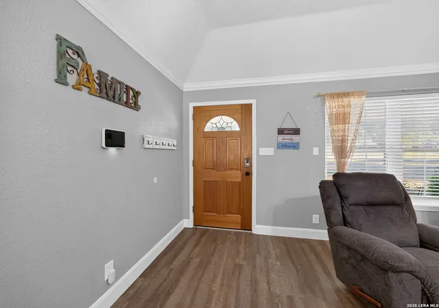 Photo 3 of Single family home for sale at 206 Deer Ridge Dr, La Vernia, TX 78121 | MLS# 2013065 | Listing updated on 2026-09-25