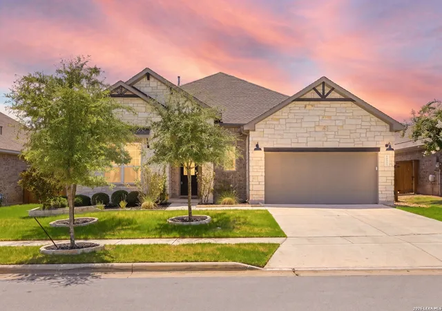 Photo 1 of Single family home for sale at 2233 Hoja, New Braunfels, TX 78132 | MLS# 2013097 | Listing updated on 2026-09-14