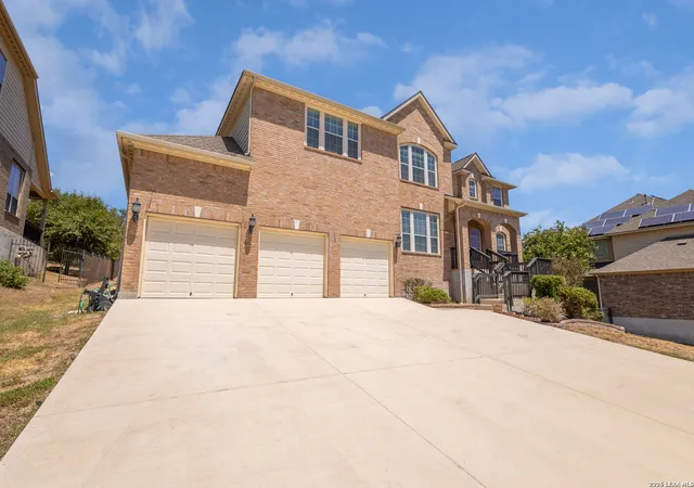 Photo 3 of Single family home for sale at 12930 Walking Horse, Helotes, TX 78023 | MLS# 2013109 | Listing updated on 2026-09-19