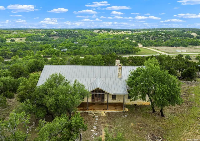 Photo 1 of Single family home for sale at 7625 N State Hwy 16, Fredericksburg, TX 78624 | MLS# 2013110 | Listing updated on 2026-09-12