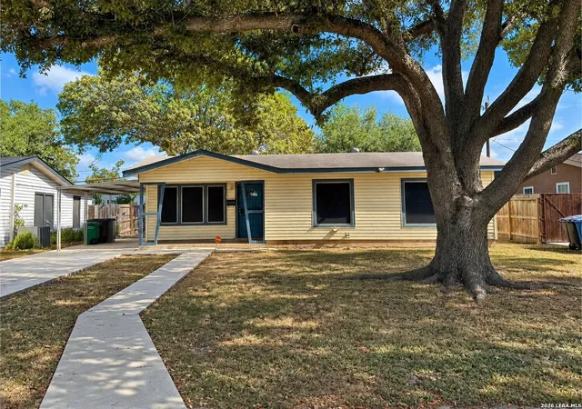 Photo 2 of Single family home for sale at 119 Banbridge Ave, San Antonio, TX 78223 | MLS# 2013123 | Listing updated on 2026-09-12