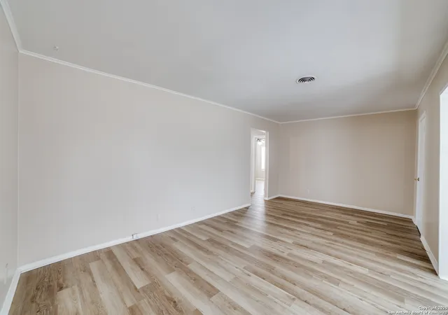 Photo 4 of Single family home for sale at 2802 Darwin Dr, San Antonio, TX 78228 | MLS# 2013131 | Listing updated on 2026-09-12