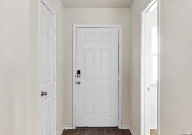 Photo 3 of Single family home for sale at 1617 Hoatzin Run, San Antonio, TX 78253 | MLS# 2013146 | Listing updated on 2026-09-12