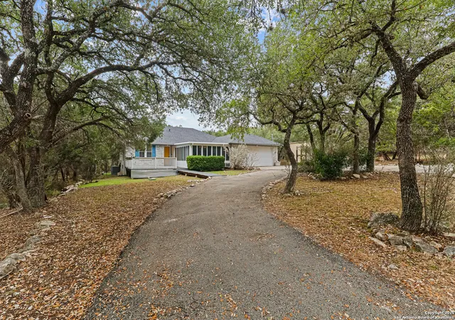 Photo 2 of Single family home for sale at 162 Canyon Vw, Spring Branch, TX 78070 | MLS# 2013152 | Listing updated on 2026-09-12