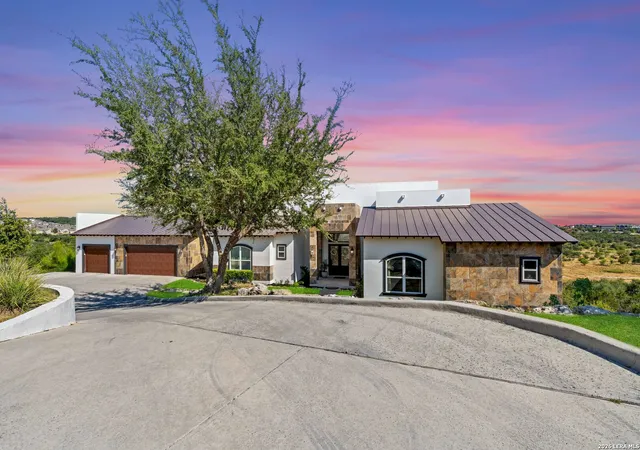 Photo 3 of Single family home for sale at 37 Trophy, San Antonio, TX 78258 | MLS# 2013158 | Listing updated on 2026-09-12