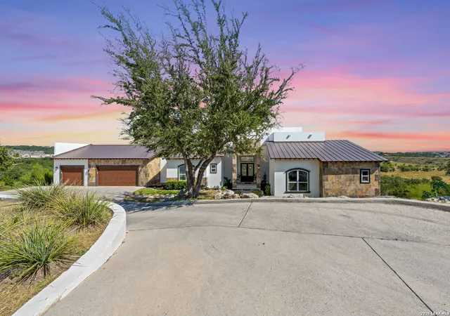 Photo 4 of Single family home for sale at 37 Trophy, San Antonio, TX 78258 | MLS# 2013158 | Listing updated on 2026-09-12
