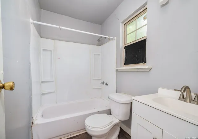 Photo 4 of Single family home for sale at 2912 Vera Cruz, San Antonio, TX 78207 | MLS# 2013163 | Listing updated on 2026-09-12