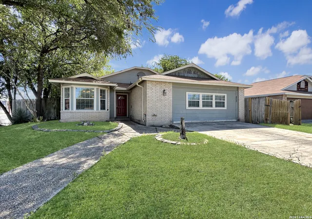 Photo 1 of Single family home for sale at 6042 Ridge Fld St, San Antonio, TX 78250 | MLS# 2013166 | Listing updated on 2026-09-12