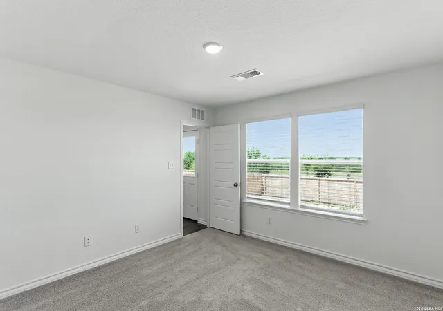 Photo 2 of Single family home for sale at 4088 Bermuda Ln, Seguin, TX 78155 | MLS# 2013167 | Listing updated on 2026-09-12