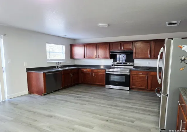 Photo 3 of Single family home for sale at 8418 Adams Hl, San Antonio, TX 78227 | MLS# 2013183 | Listing updated on 2026-09-12