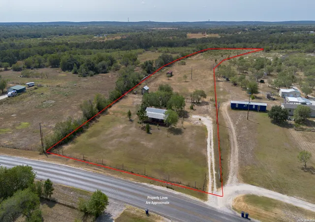 Photo 1 of Single family home for sale at 4054 Fm 466, Seguin, TX 78155 | MLS# 2013198 | Listing updated on 2026-09-12