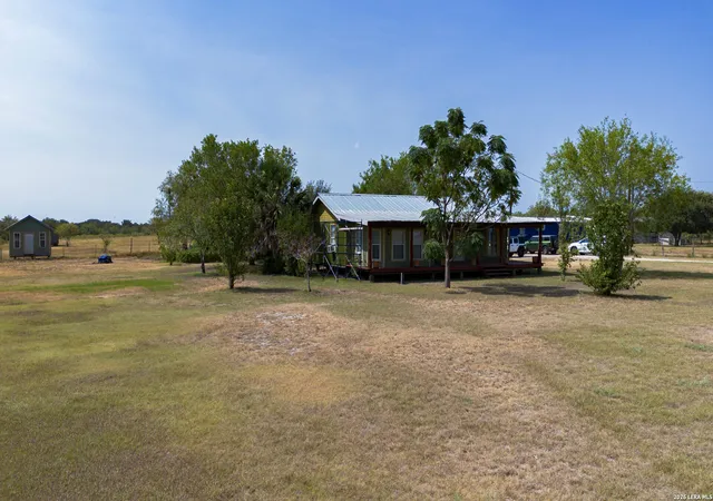 Photo 3 of Single family home for sale at 4054 Fm 466, Seguin, TX 78155 | MLS# 2013198 | Listing updated on 2026-09-12