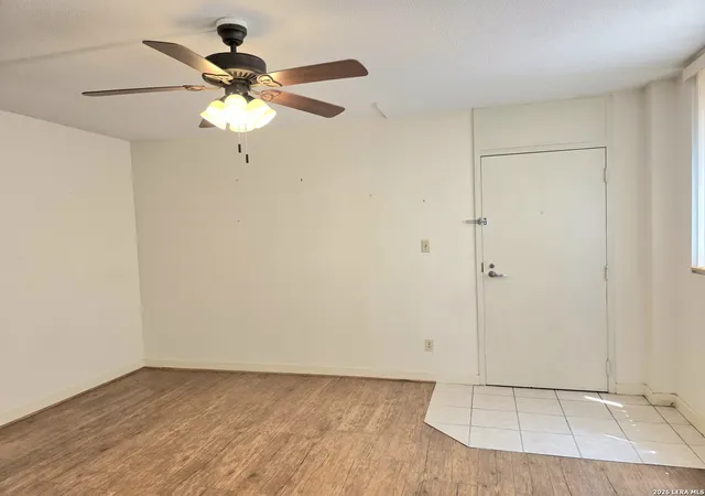 Listing Photo 4 - Condo for sale in building located at 1006 Guadalupe, Kerrville, TX 78028 - Unit #3E