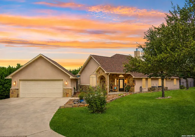 Photo 1 of Single family home for sale at 178 Whitell Bay, Canyon Lake, TX 78133 | MLS# 2013206 | Listing updated on 2026-09-12