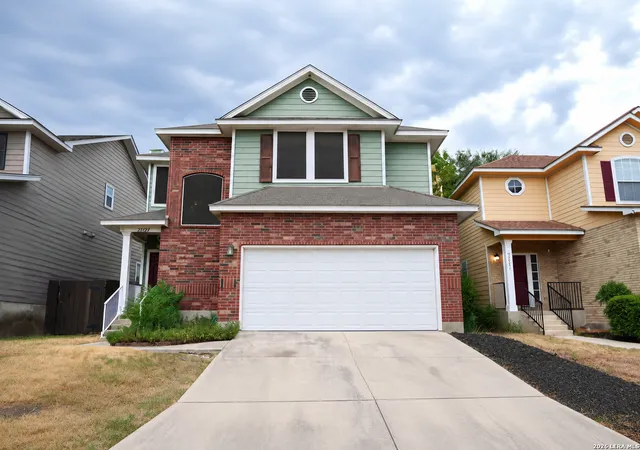 Photo 1 of Sale Pending at 22027 Goldcrest Run, San Antonio, TX 78260 | MLS# 2013216 | Listing updated on 2026-09-14