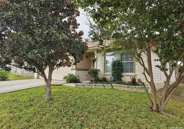 Photo 3 of Single family home for sale at 5830 Sherbrooke Oak, San Antonio, TX 78249 | MLS# 2013223 | Listing updated on 2026-09-12