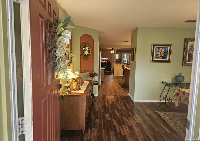 Photo 4 of Single family home for sale at 5830 Sherbrooke Oak, San Antonio, TX 78249 | MLS# 2013223 | Listing updated on 2026-09-12