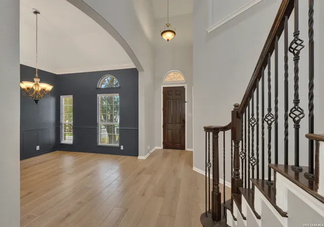 Photo 3 of Sale Pending at 263 Hamburg Ave, New Braunfels, TX 78132 | MLS# 2013236 | Listing updated on 2026-09-09