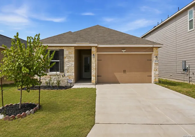 Photo 1 of Single family home for sale at 4134 Harper Lee Ln, New Braunfels, TX 78130 | MLS# 2013240 | Listing updated on 2026-09-12