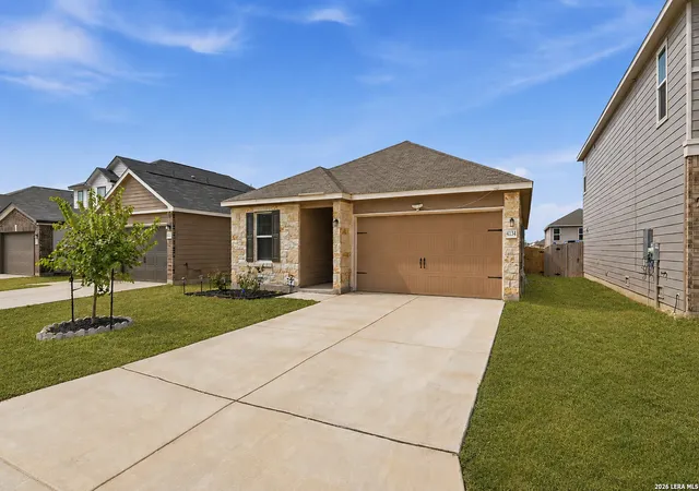 Photo 2 of Single family home for sale at 4134 Harper Lee Ln, New Braunfels, TX 78130 | MLS# 2013240 | Listing updated on 2026-09-12