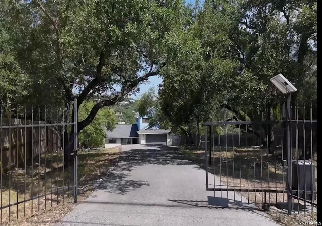 Photo 2 of Single family home for sale at 393 Nancy Dr, Canyon Lake, TX 78133 | MLS# 2013260 | Listing updated on 2026-09-12