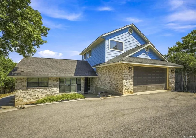 Photo 4 of Single family home for sale at 393 Nancy Dr, Canyon Lake, TX 78133 | MLS# 2013260 | Listing updated on 2026-09-12