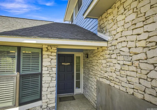 Photo 4 of Single family home for sale at 393 Nancy Dr, Canyon Lake, TX 78133 | MLS# 2013260 | Listing updated on 2026-09-25