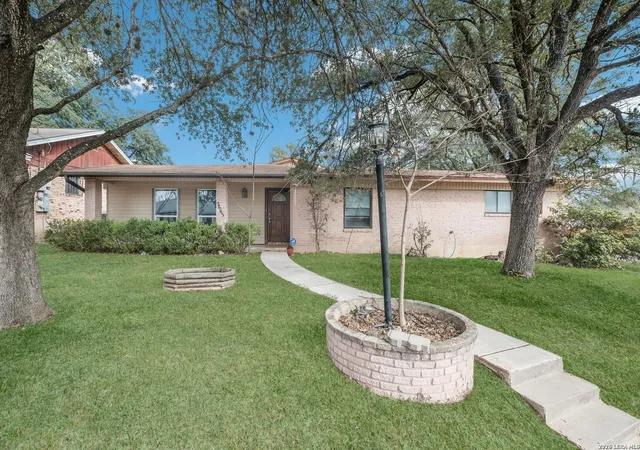 Photo 4 of Single family home for sale at 2643 Waleetka St, San Antonio, TX 78210 | MLS# 2013294 | Listing updated on 2026-09-17