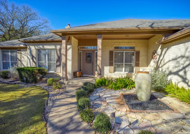 Photo 3 of Single family home for sale at 142 Joshua Smith Ln, Bastrop, TX 78602 | MLS# 2013296 | Listing updated on 2026-09-12