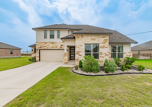 Photo 1 of Single family home for sale at 109 Willow Oak Trl, Floresville, TX 78114 | MLS# 2013297 | Listing updated on 2026-09-12