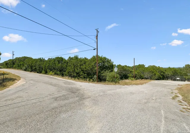 Photo 3 of Sale Pending at Comanche Trl Path, Bandera, TX 78003 | MLS# 2013318 | Listing updated on 2026-09-09