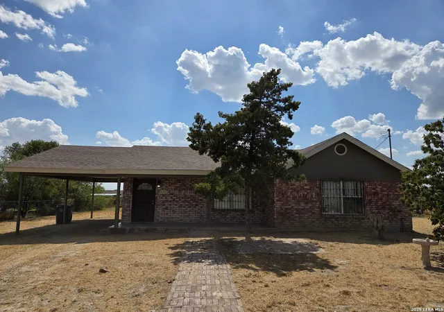 Photo 2 of Single family home for sale at 4152 Deer Run, Eagle Pass, TX 78852 | MLS# 2013331 | Listing updated on 2026-09-12