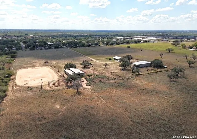 Photo 3 of House for sale at 205 Western Ave, Leming, TX 78050 | MLS# 2013340 | Listing updated on 2026-09-12