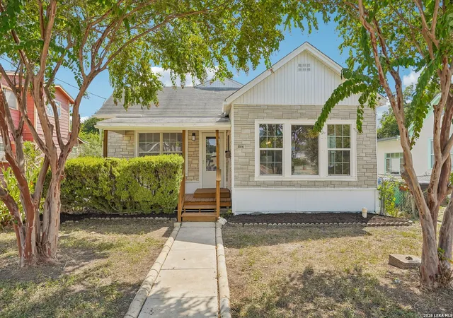 Photo 1 of Single family home for sale at 254 Lone Star Blvd, San Antonio, TX 78204 | MLS# 2013355 | Listing updated on 2026-09-14
