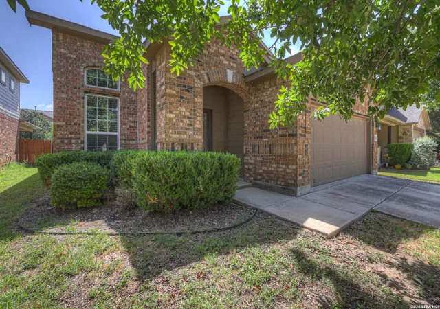 Photo 3 of Single family home for sale at 7910 Coolspring Dr, San Antonio, TX 78254 | MLS# 2013427 | Listing updated on 2026-09-13