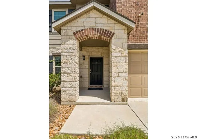 Photo 3 of Single family home for sale at 2727 Wheatfield Way, New Braunfels, TX 78130 | MLS# 2013467 | Listing updated on 2026-09-13
