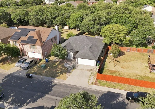 Photo 2 of Single family home for sale at 18635 Creekside Pass, San Antonio, TX 78259 | MLS# 2013478 | Listing updated on 2026-09-13