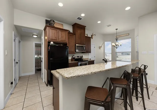 Photo 2 of Single family home for sale at 103 Muirfield, La Vernia, TX 78121 | MLS# 2013484 | Listing updated on 2026-09-13