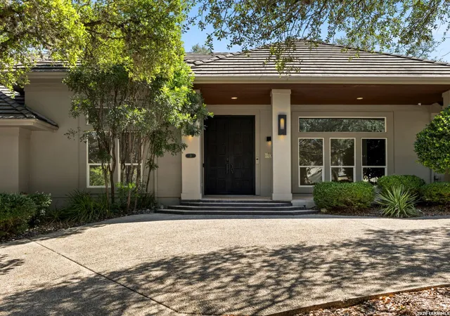 Photo 3 of Single family home for sale at 3 Whitechurch Ln, San Antonio, TX 78257 | MLS# 2013509 | Listing updated on 2026-09-13