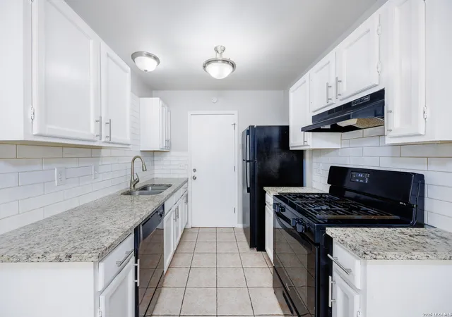 Photo 4 of Single family home for sale at 3543 Bottomless Lk, San Antonio, TX 78222 | MLS# 2013524 | Listing updated on 2026-09-13