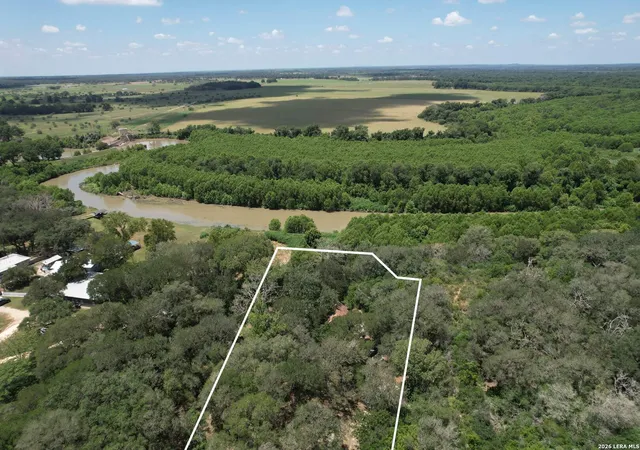 Photo 3 of Single family home for sale at 312 County Rd 471, Gonzales, TX 78629 | MLS# 2013542 | Listing updated on 2026-09-11