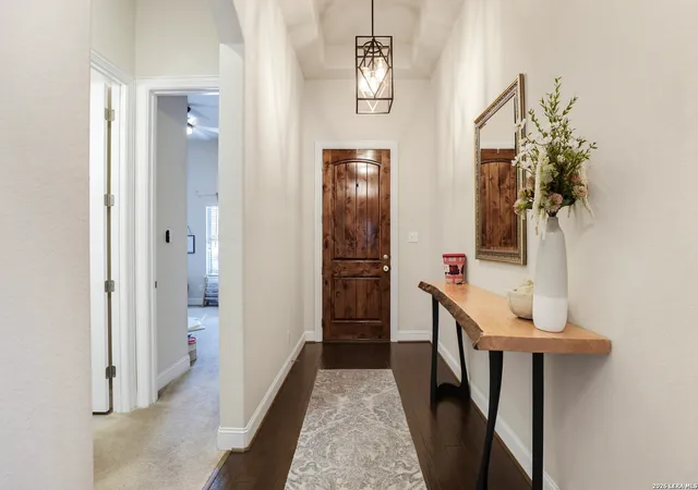 Photo 3 of Single family home for sale at 227 Parkview Ter, Boerne, TX 78006 | MLS# 2013547 | Listing updated on 2026-09-13