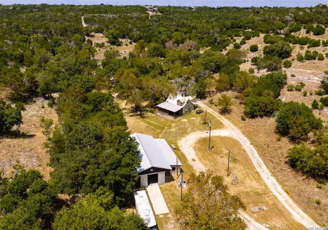 Photo 1 of Single family home for sale at 190 Enchanted Valley Rd, Kerrville, TX 78028 | MLS# 2013554 | Listing updated on 2026-09-13