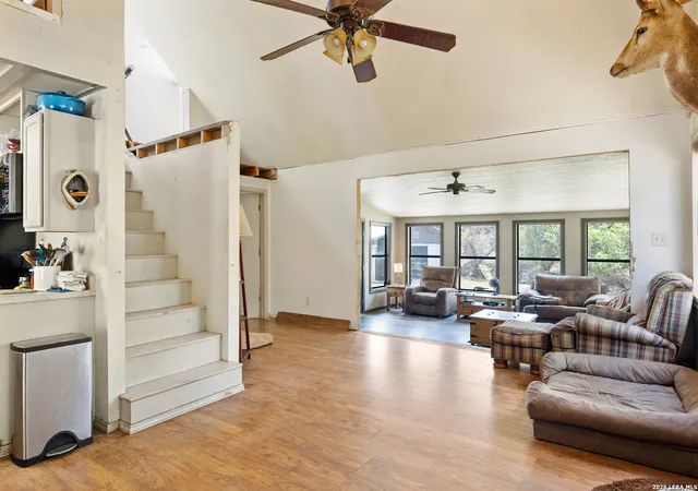 Photo 3 of Single family home for sale at 190 Enchanted Valley Rd, Kerrville, TX 78028 | MLS# 2013554 | Listing updated on 2026-09-13