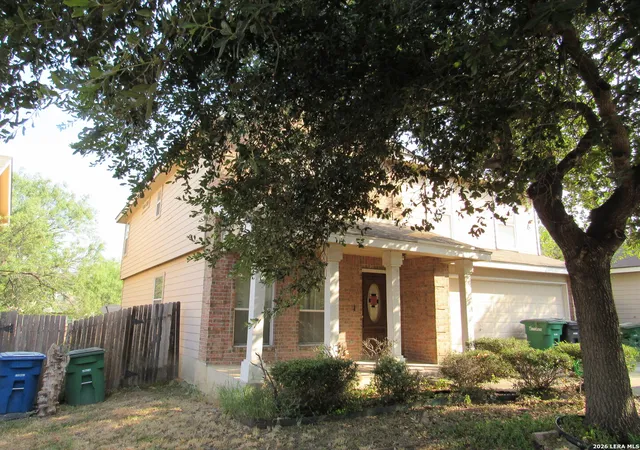 Photo 2 of Single family home for sale at 223 Bridle Rdg, San Antonio, TX 78227 | MLS# 2013575 | Listing updated on 2026-09-15